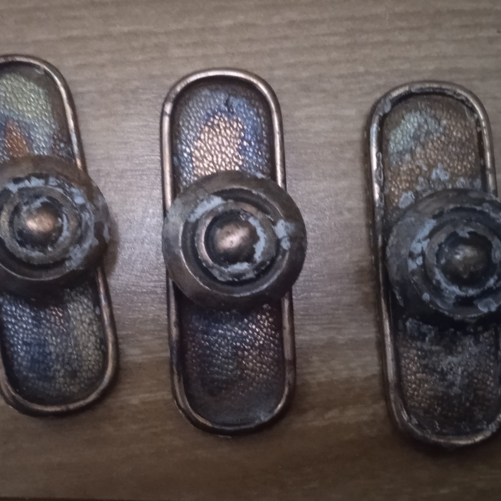 Refurbished vintage hardware
